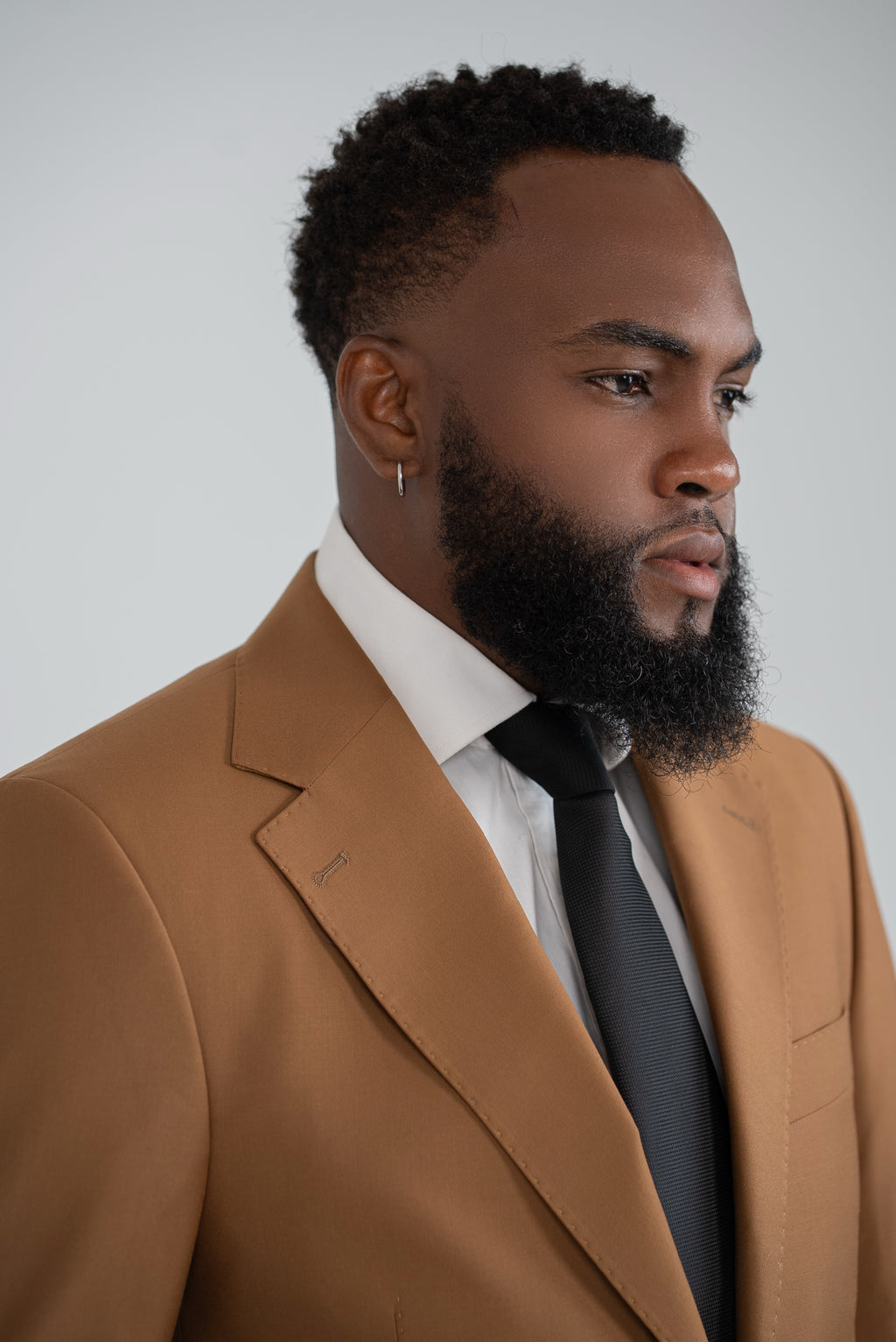 Tailored fit AV1 suit  (pure S150’ wool)/BROWN