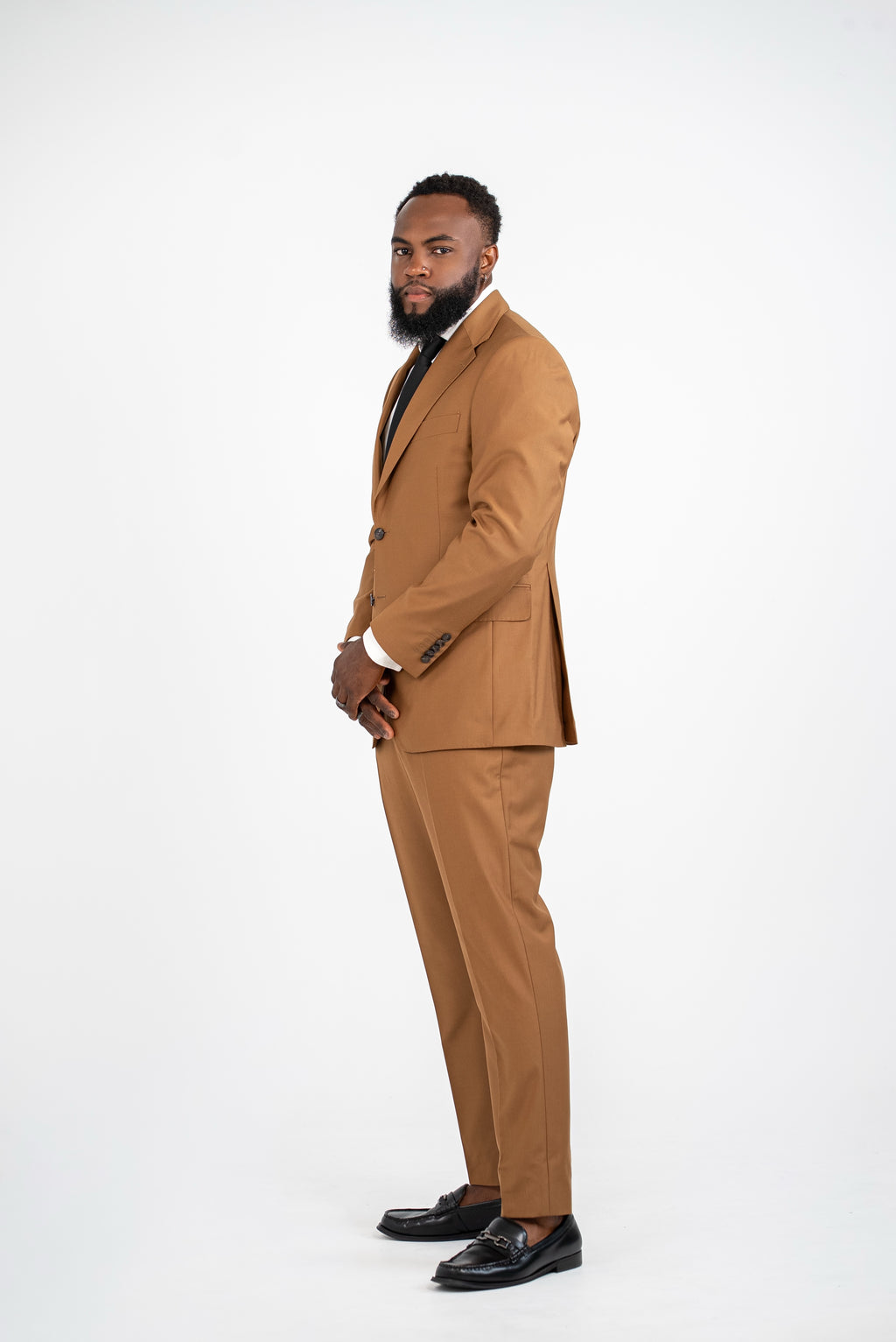 Tailored fit AV1 suit  (pure S150’ wool)/BROWN